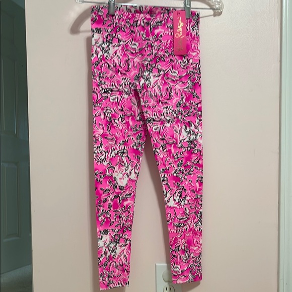 NWT- Pulitzer Girls' Pink Floral Leggings size L (8-10) - Picture 1 of 4